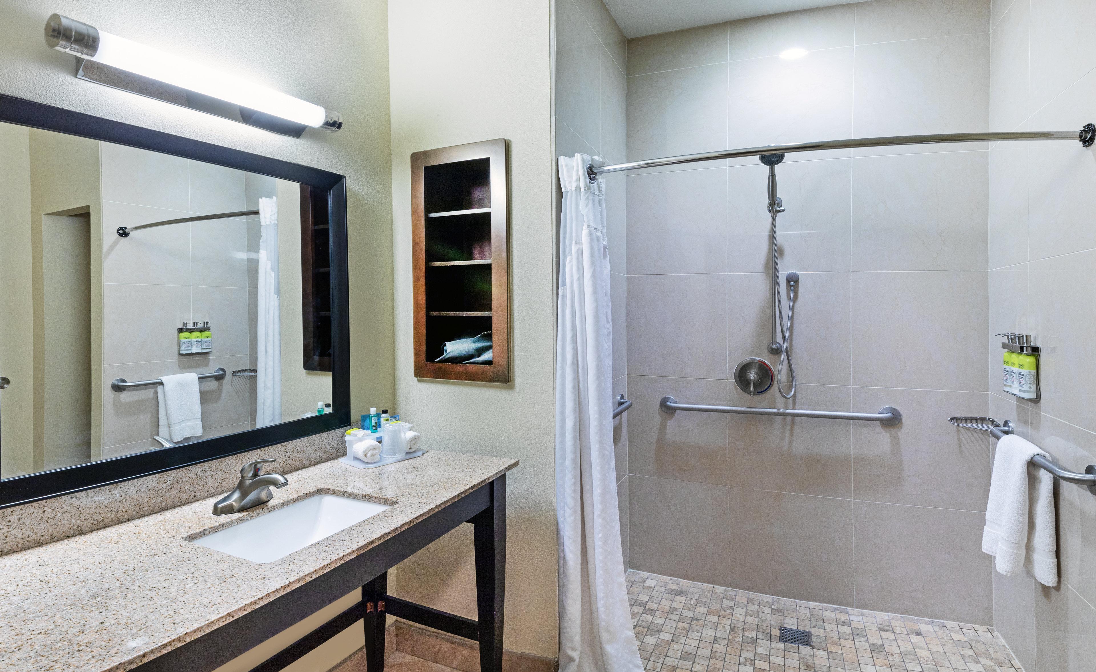 Holiday Inn Express Hotel & Suites Floresville By Ihg Bagian luar foto