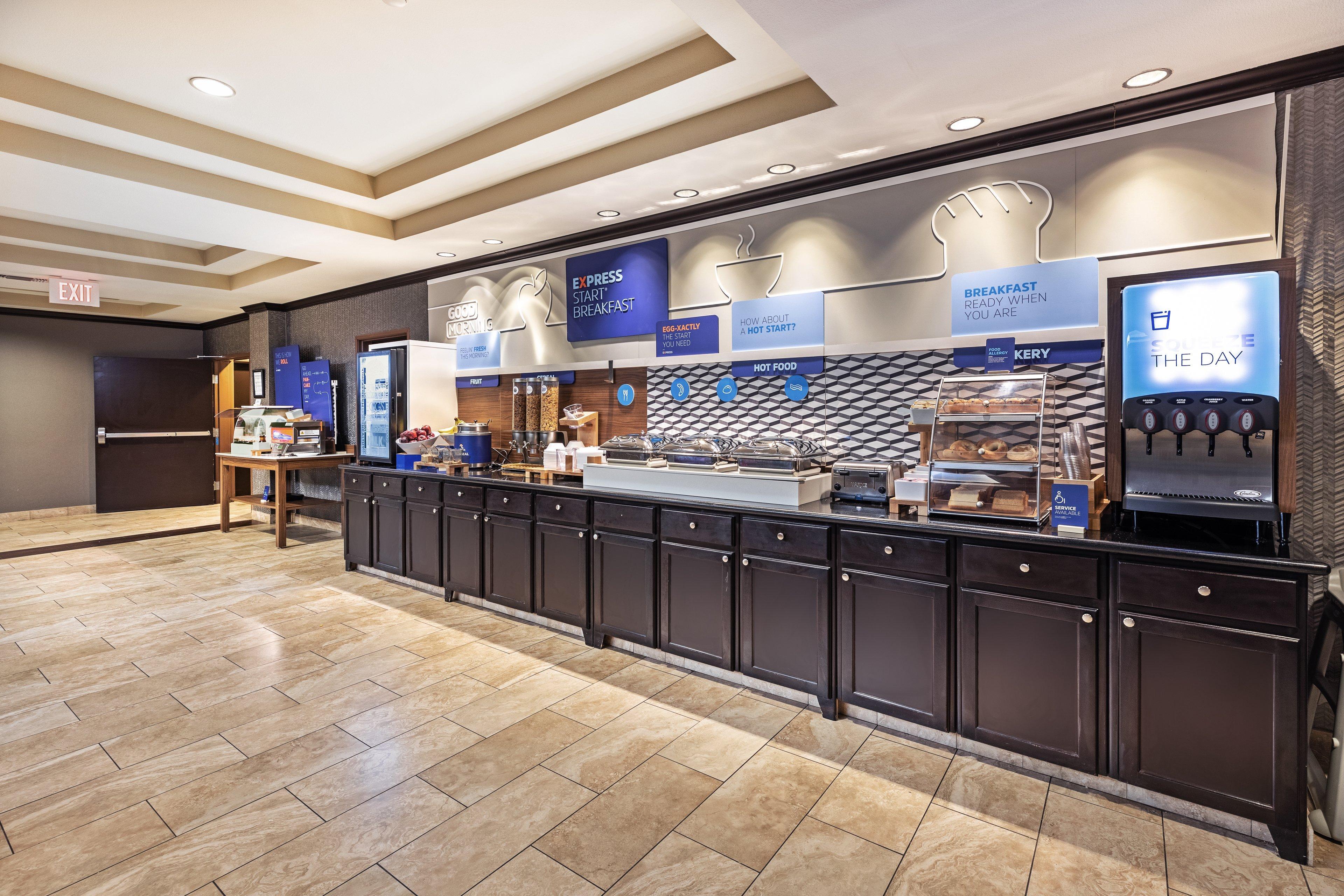 Holiday Inn Express Hotel & Suites Floresville By Ihg Bagian luar foto