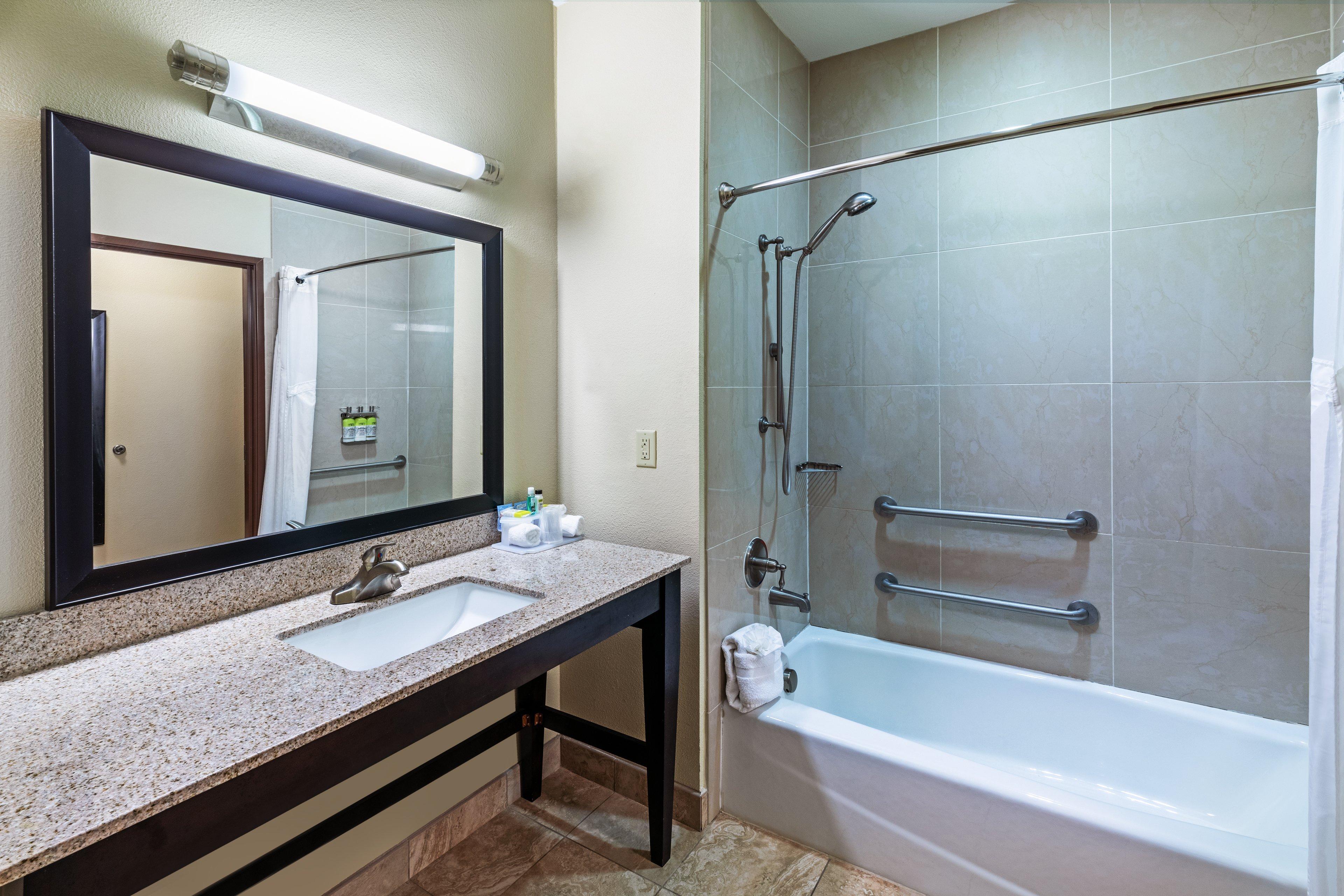 Holiday Inn Express Hotel & Suites Floresville By Ihg Bagian luar foto